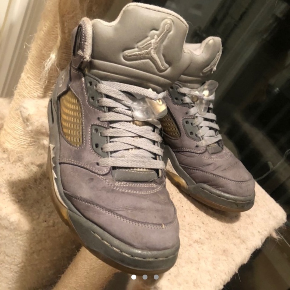 Jordan 5 Retro wolf Grey